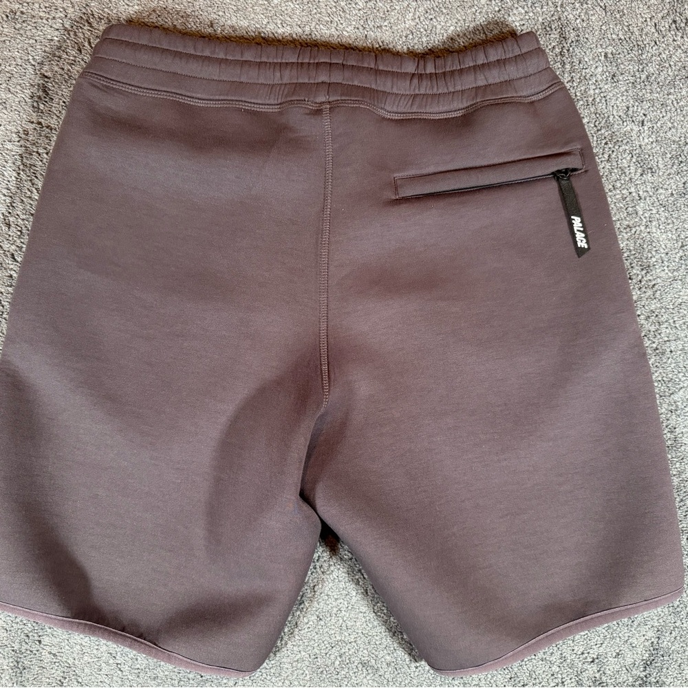 Palace Shorts - Picture 2 of 5